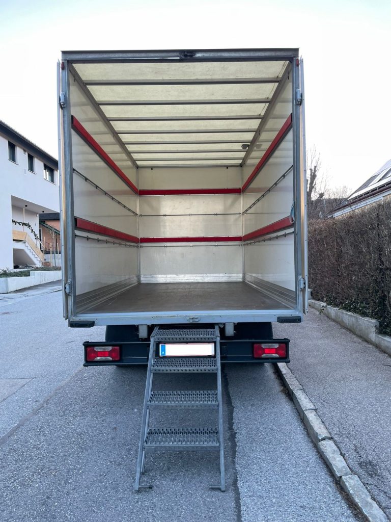 professionelle-umzugsdienstleistungen-transport-entrümpelung